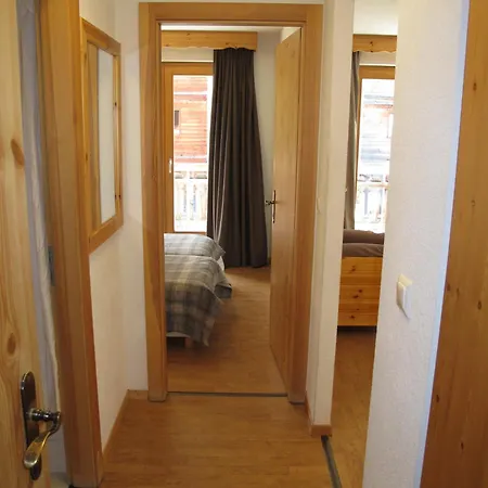 Combe Nend202 In&ski Out Nendaz