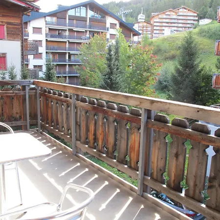 Combe Nend202 In And Out